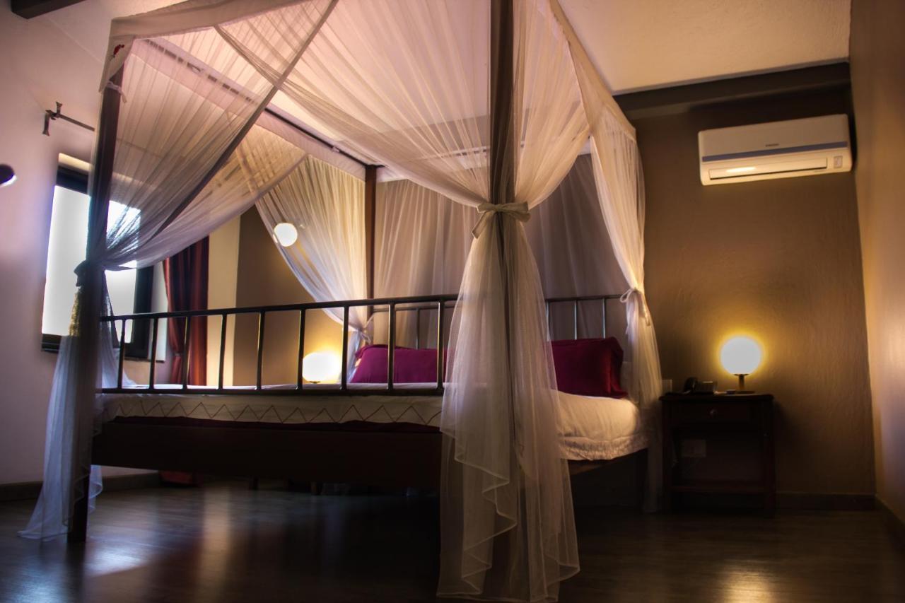 Hotel Bougainviller 캄팔라 외부 사진